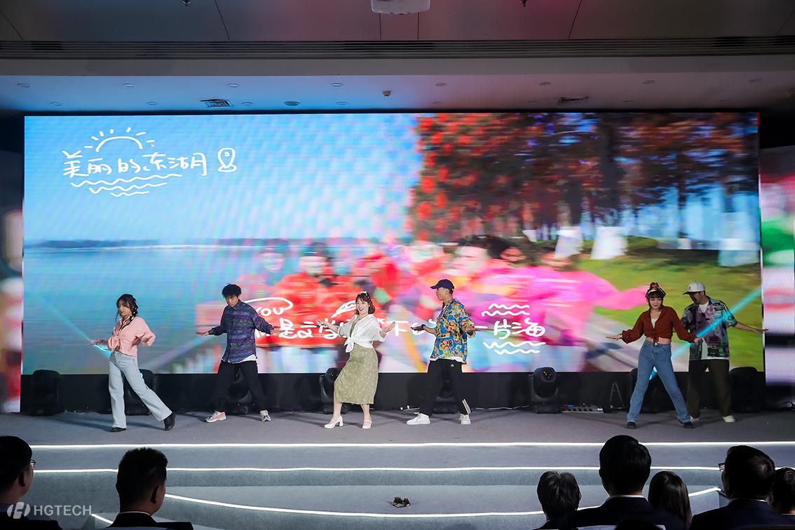 ballbet������(�й�)����ɭ����